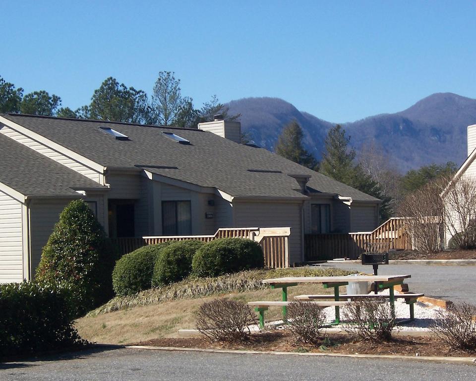Fairways Of The Mountain Hotel Lake Lure Ngoại thất bức ảnh